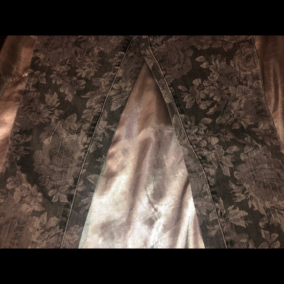 Unique Floral 2.1 Denim Jeans! (Rare pattern) - Picture 4 of 8